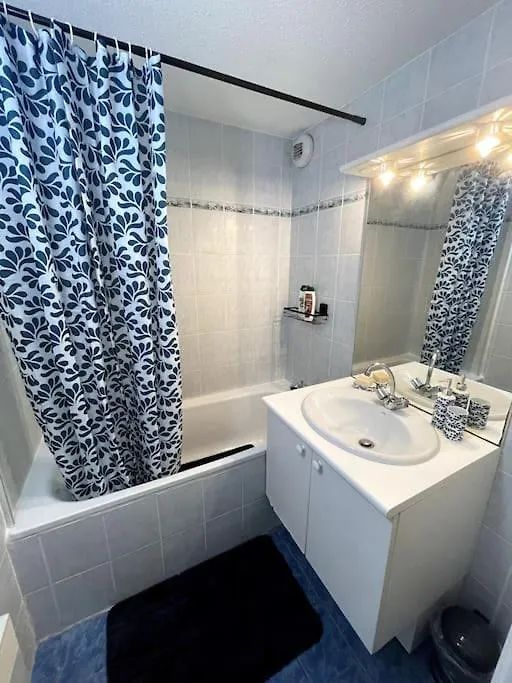 Duplex moderne proche de toutes commodités-1