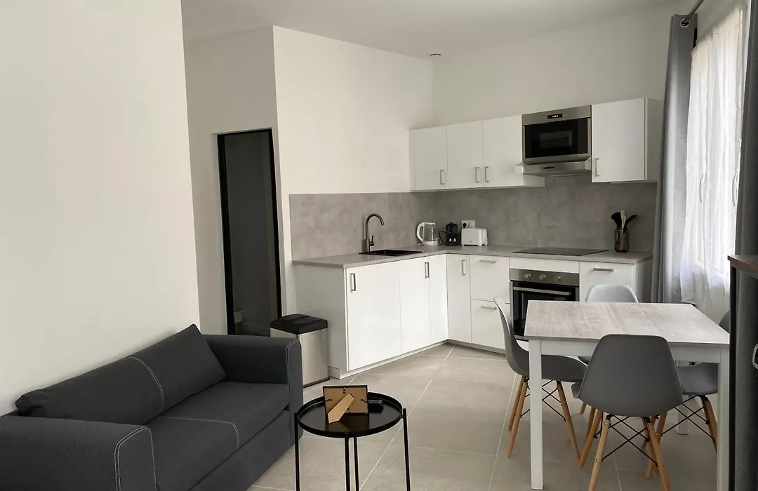 Bordeaux cosy home-1