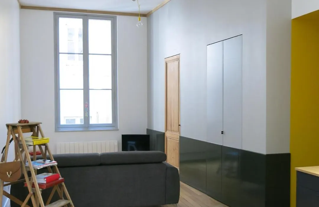 Studio atypique au cœur du Bordeaux historique-1