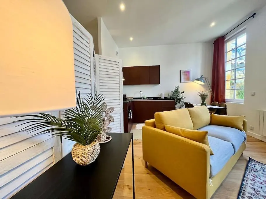 Petit loft Vieux Bordeaux-1