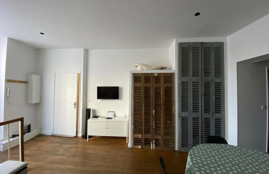Appartement typique et insolite - coeur bordeaux - 1 chambre - 3 lits - 6 p-1