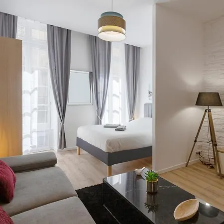 Logement de charme - Saint Pierre - Cœur historique Bordeaux-2