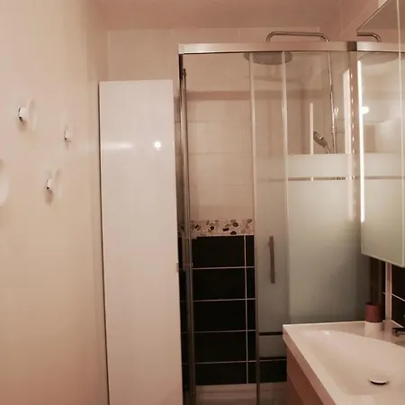 Studio Of 27M In Downtown-2