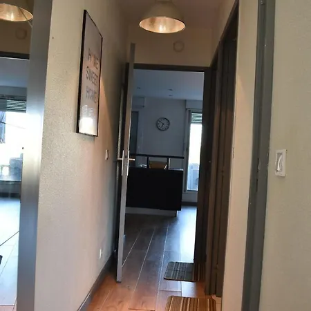 Magnifique appartement 3 pièces (2 chambres) + Terrasse 50 m² à 6 minutes de St-Catherine-2