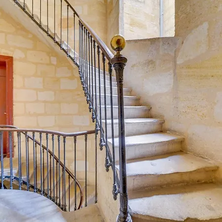 Charming hypercentre apartment Bordeaux-2