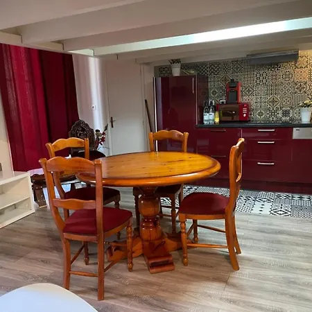 T2 devise appartement center ville-2