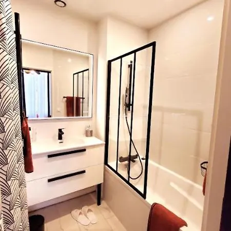 Ravissant appartement entièrement rénové T2, proche de la rue Saint Catherine-3