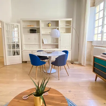 Appartement Hypercentre - Le Ruat-3