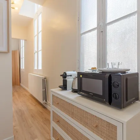 Le Nid des Chartrons - Suite privée élégante au cœur de Bordeaux-2
