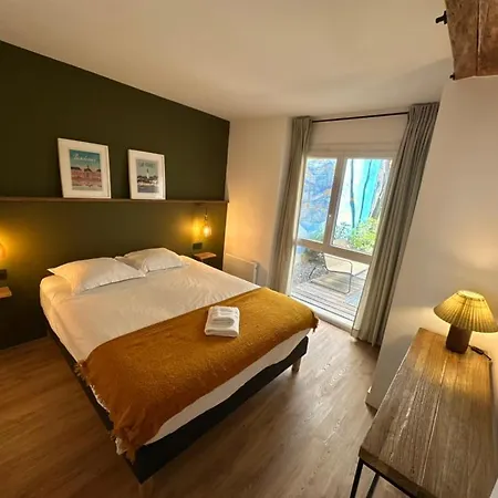 Apartment With Garden 1 Bedroom 3 People-3