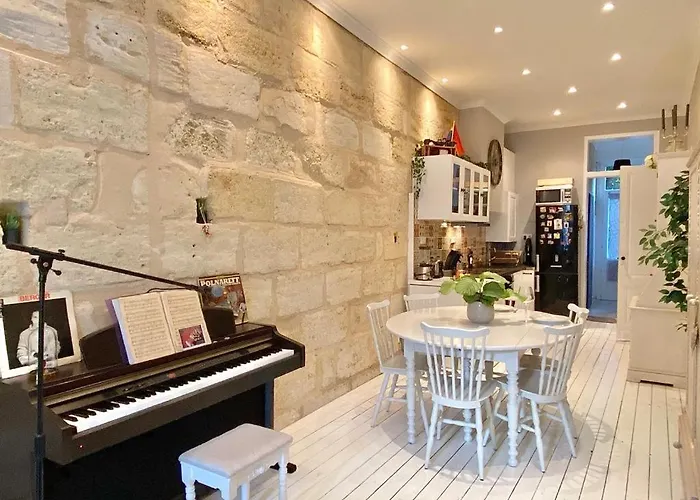 Grand Appartement Haussmanien de Standing avec Jacuzzi Terrasse et Parking en Hyper Centre Bordeaux