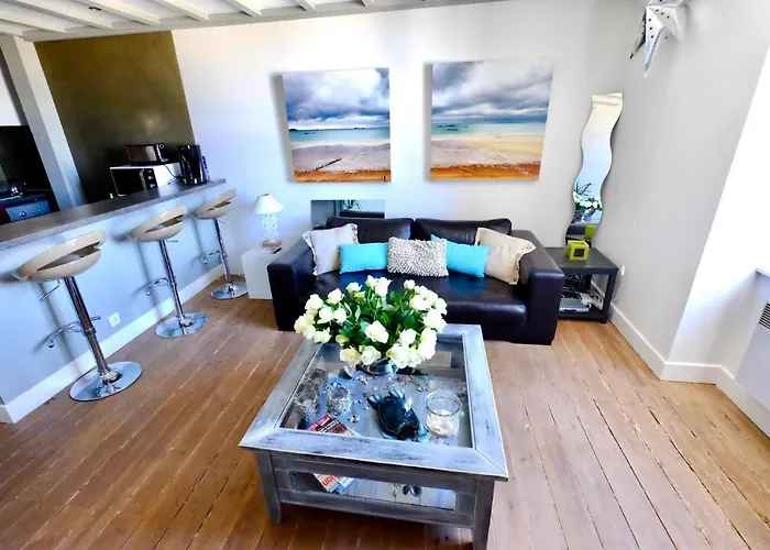Superbe T3 duplex parking privé gratuit sur place Bordeaux