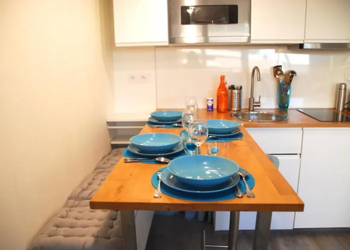 Studio Of 27M In Downtown Bordeaux