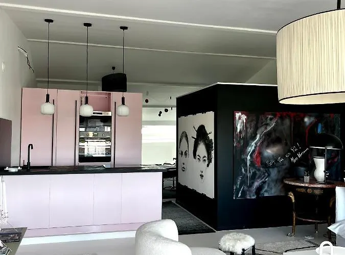 Très bel appartement type loft avec terrasse, quartier Saint-Augustin à Bordeaux