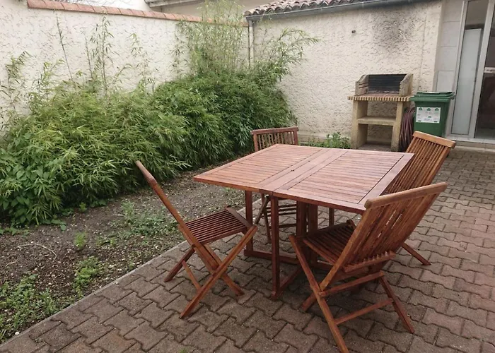 Chambre privée avec SDB au Jardin Public Bordeaux