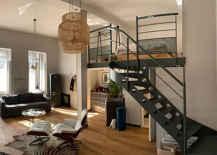 Charming Apartment In The Chartrons District Bordeaux