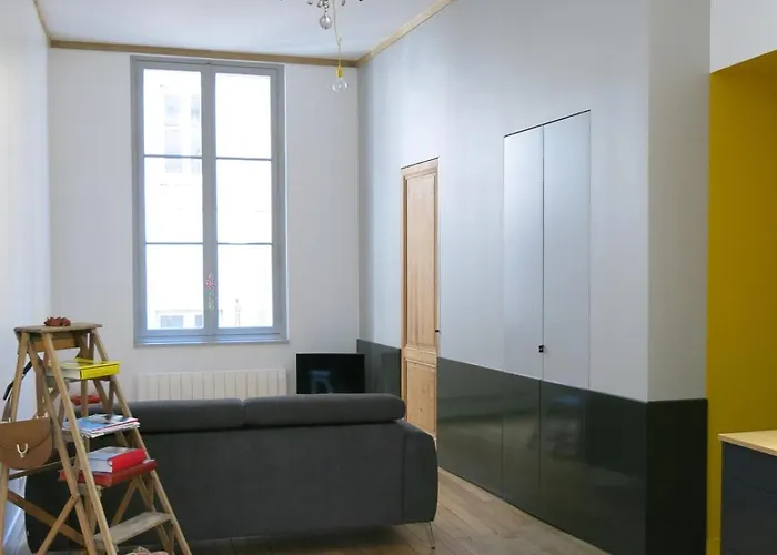 Studio atypique au cœur du Bordeaux historique