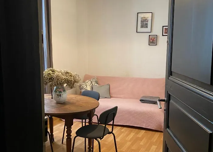 Grand studio style bordelais dans le triangle d'or Bordeaux
