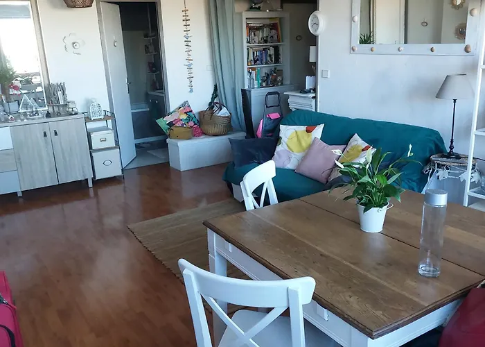 Chambre chez l'habitante avec salle de bain et cuisine communes - Présence d'un chat Bordeaux