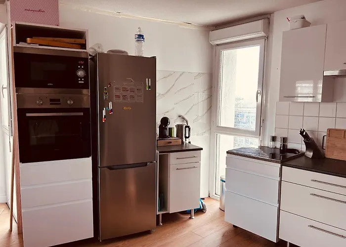 Appartement T3 avec grand balcon Bordeaux