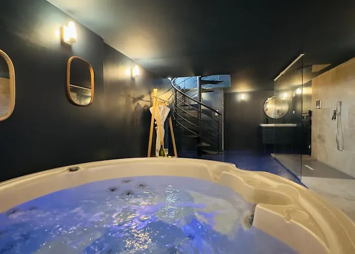 Mieuxqualhotel jacuzzi privatif Le rond Bordeaux