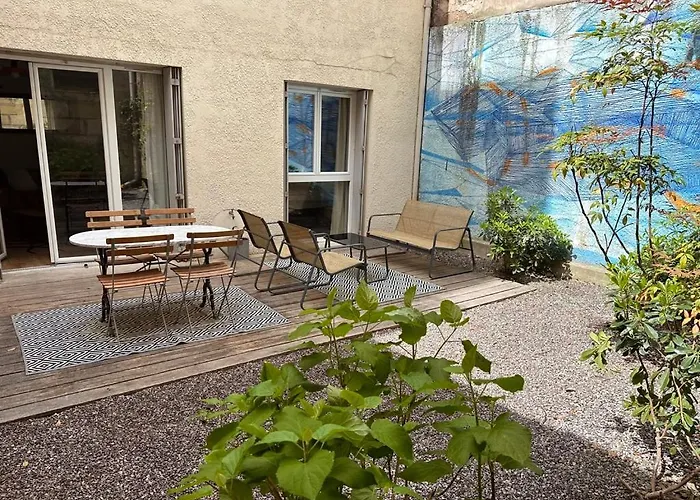 Apartment With Garden 1 Bedroom 3 People Bordeaux
