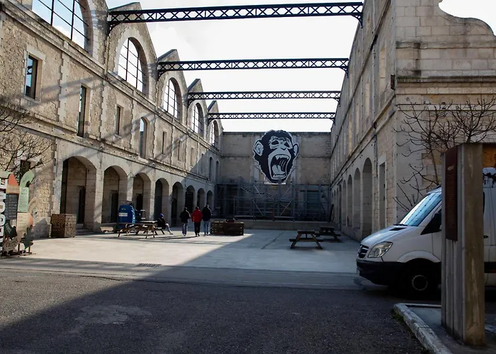 Appartement T5 spacieux et lumineux Bordeaux