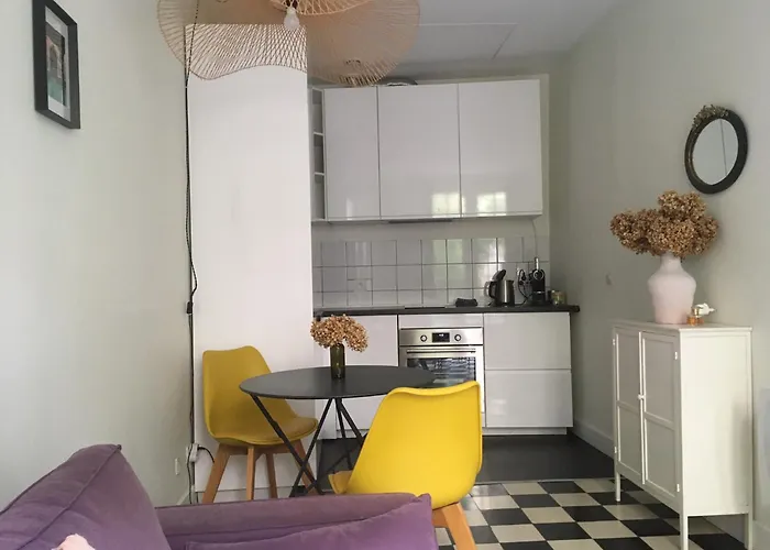 Appartement Dépendance calme avec jardin au coeur de Bordeaux