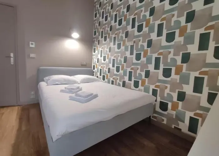 Appartement 1er étage sur cour aux Chartrons Bordeaux