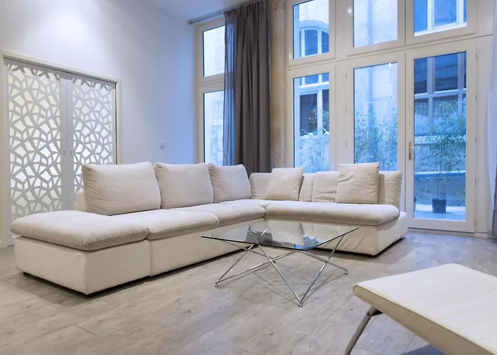 Ausone Beautiful Loft Apartment In Historical Center + Terrace And Parking Bordeaux