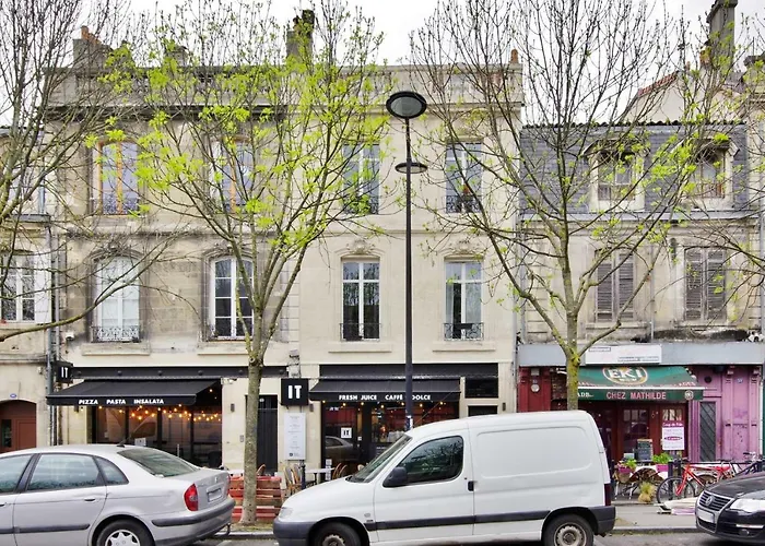 Les Halles et Hauteurs by Cocoonr Bordeaux